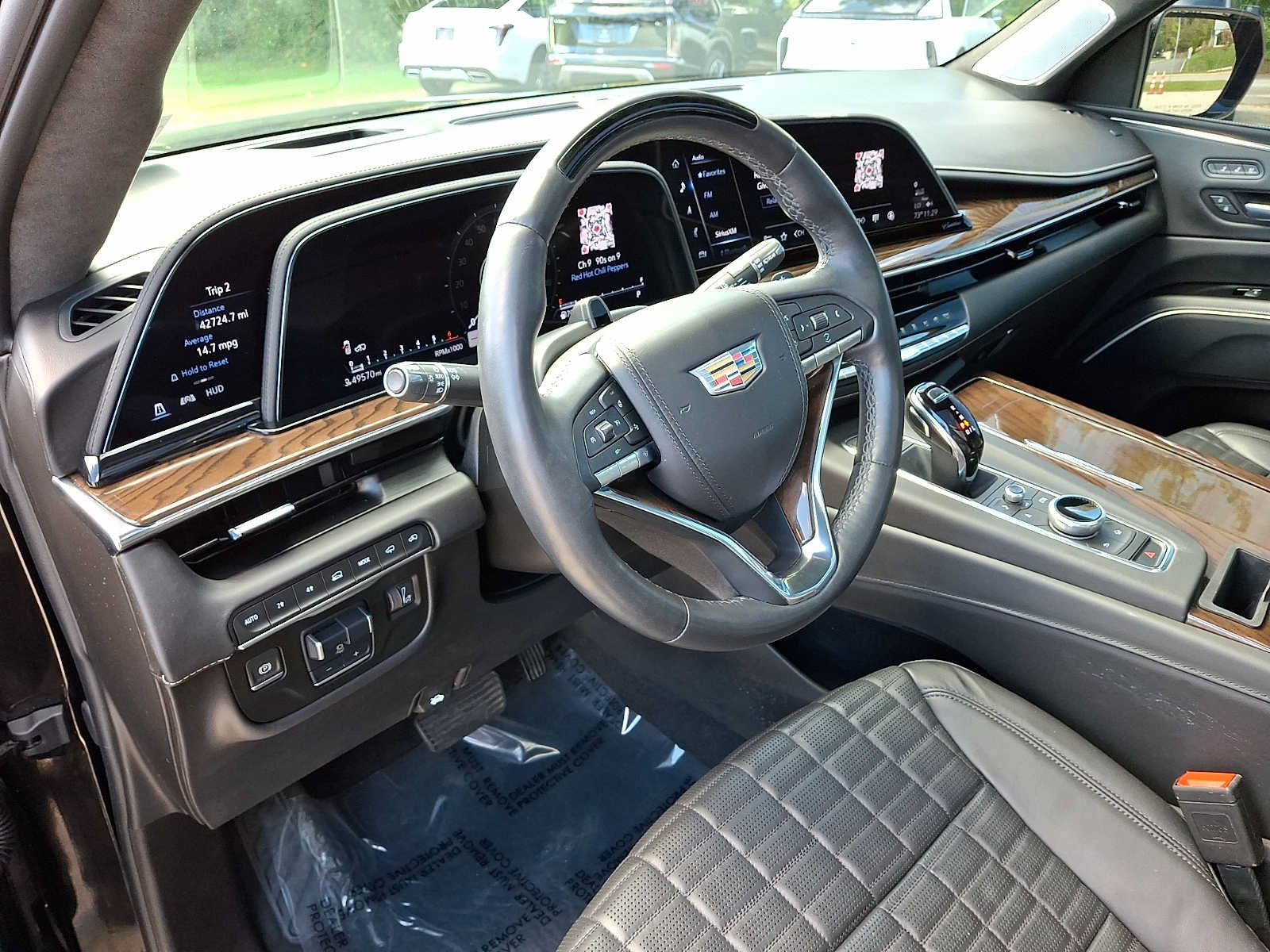 Certified 2024 Cadillac Escalade Sport Platinum w/ LPO, ONYX Package AWD/4WD image 16