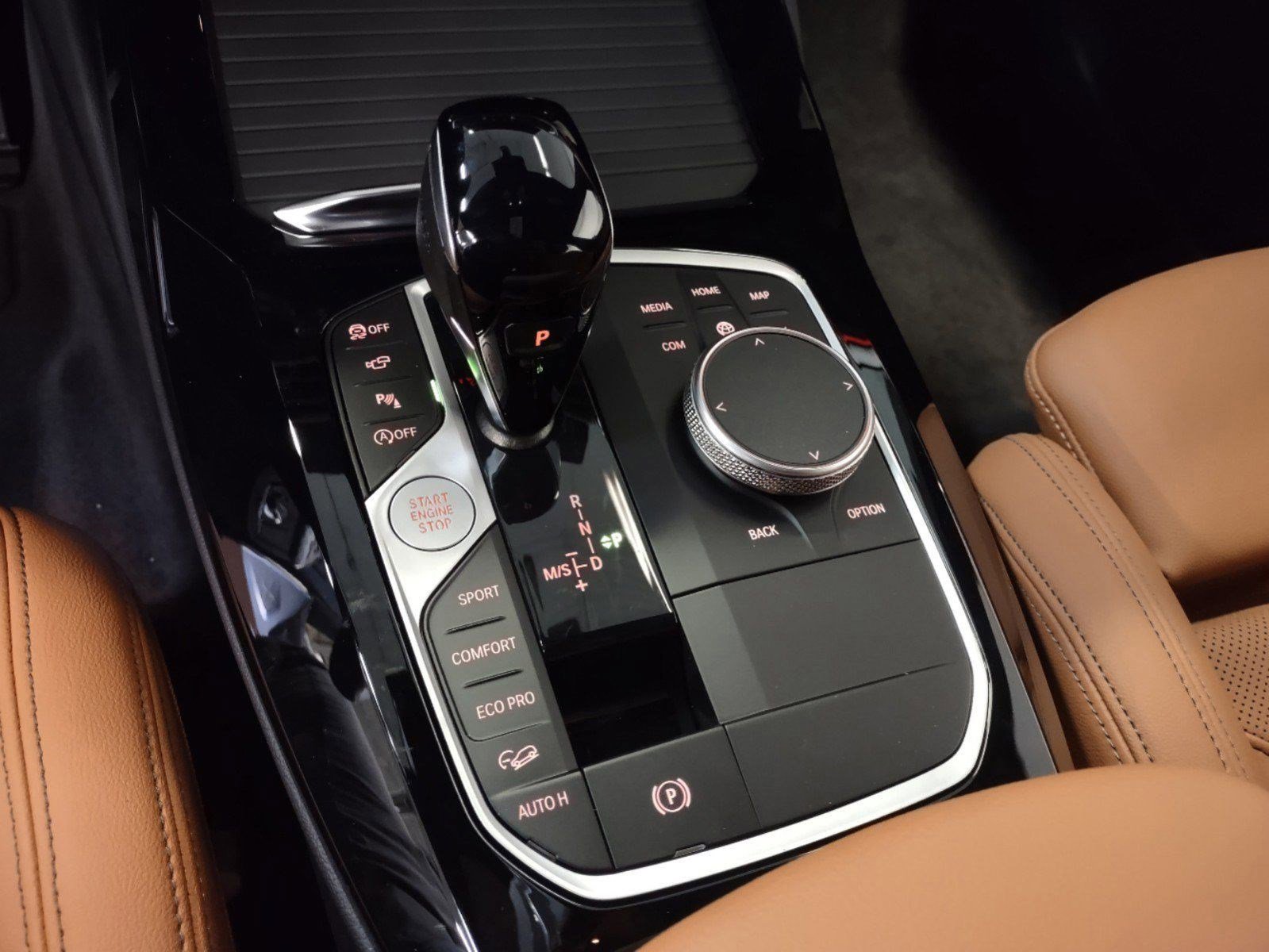 Used 2024 BMW X3 xDrive30i w/ Premium Package w/ZPA image 15