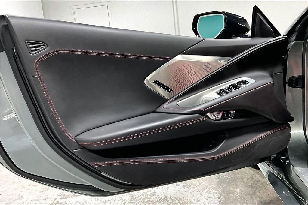 Used 2023 Chevrolet Corvette Stingray Premium Conv w/ Z51 Performance Package image 19