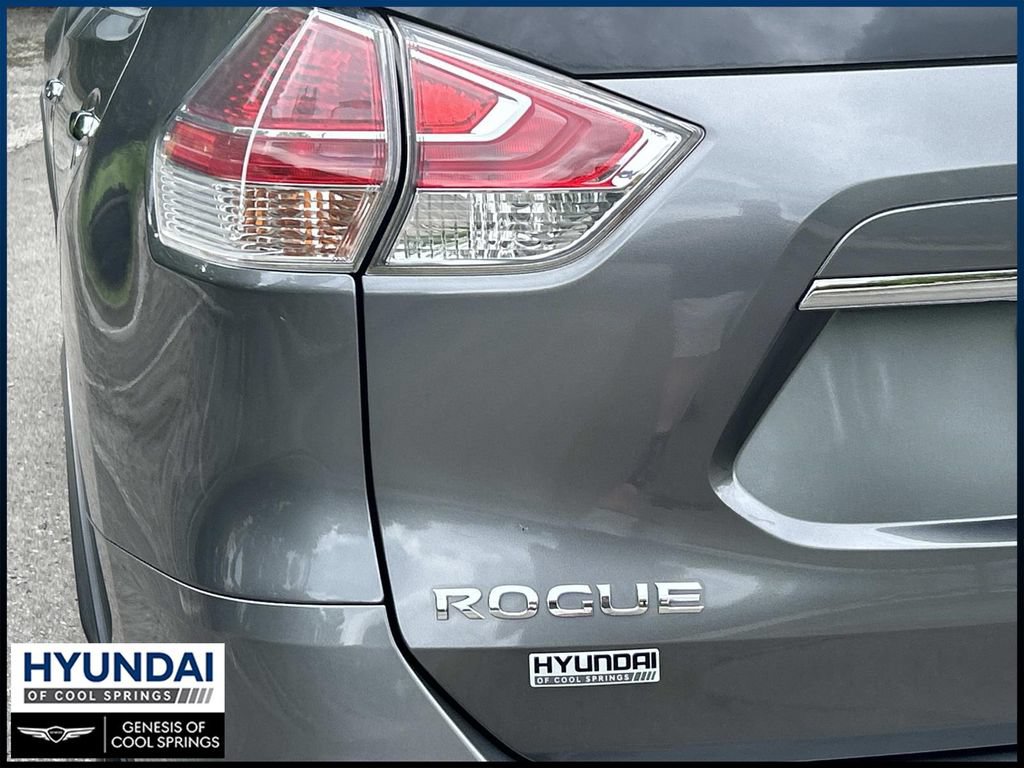 Used 2015 Nissan Rogue SV FWD image 12