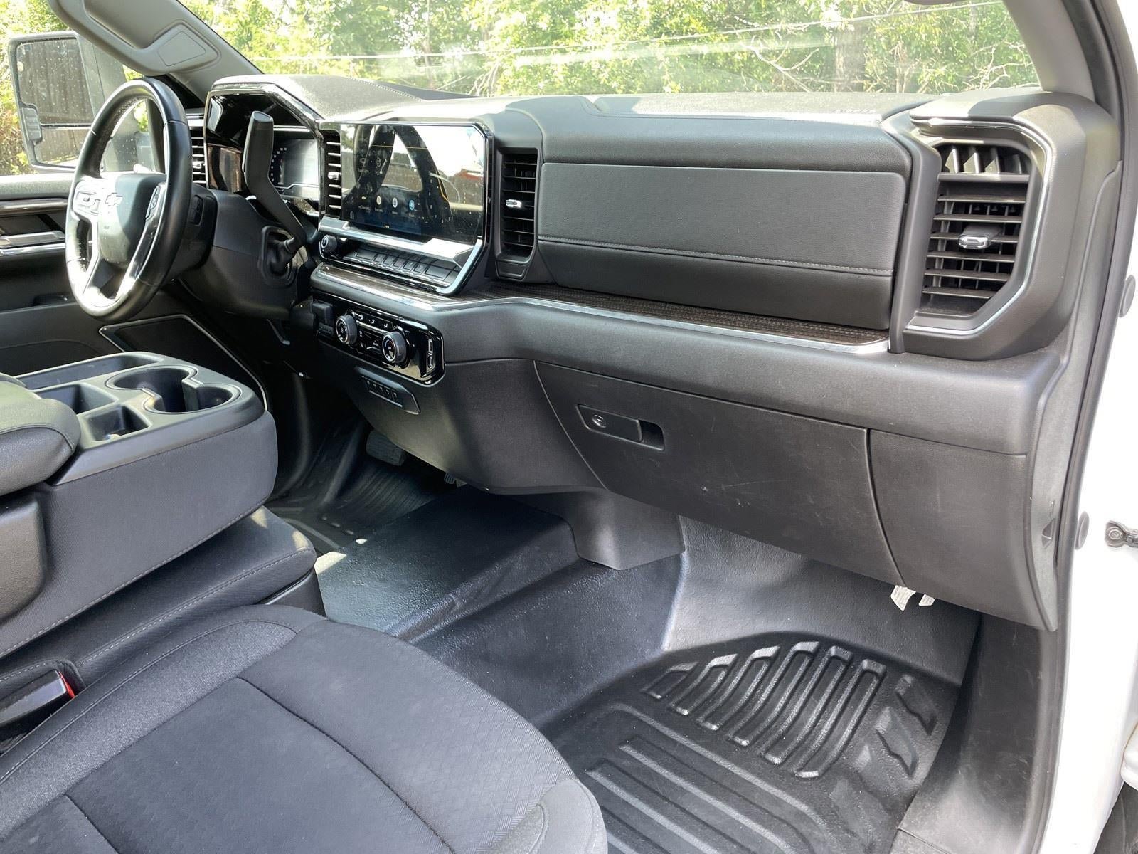 Used 2024 Chevrolet Silverado 2500 LT AWD/4WD image 50