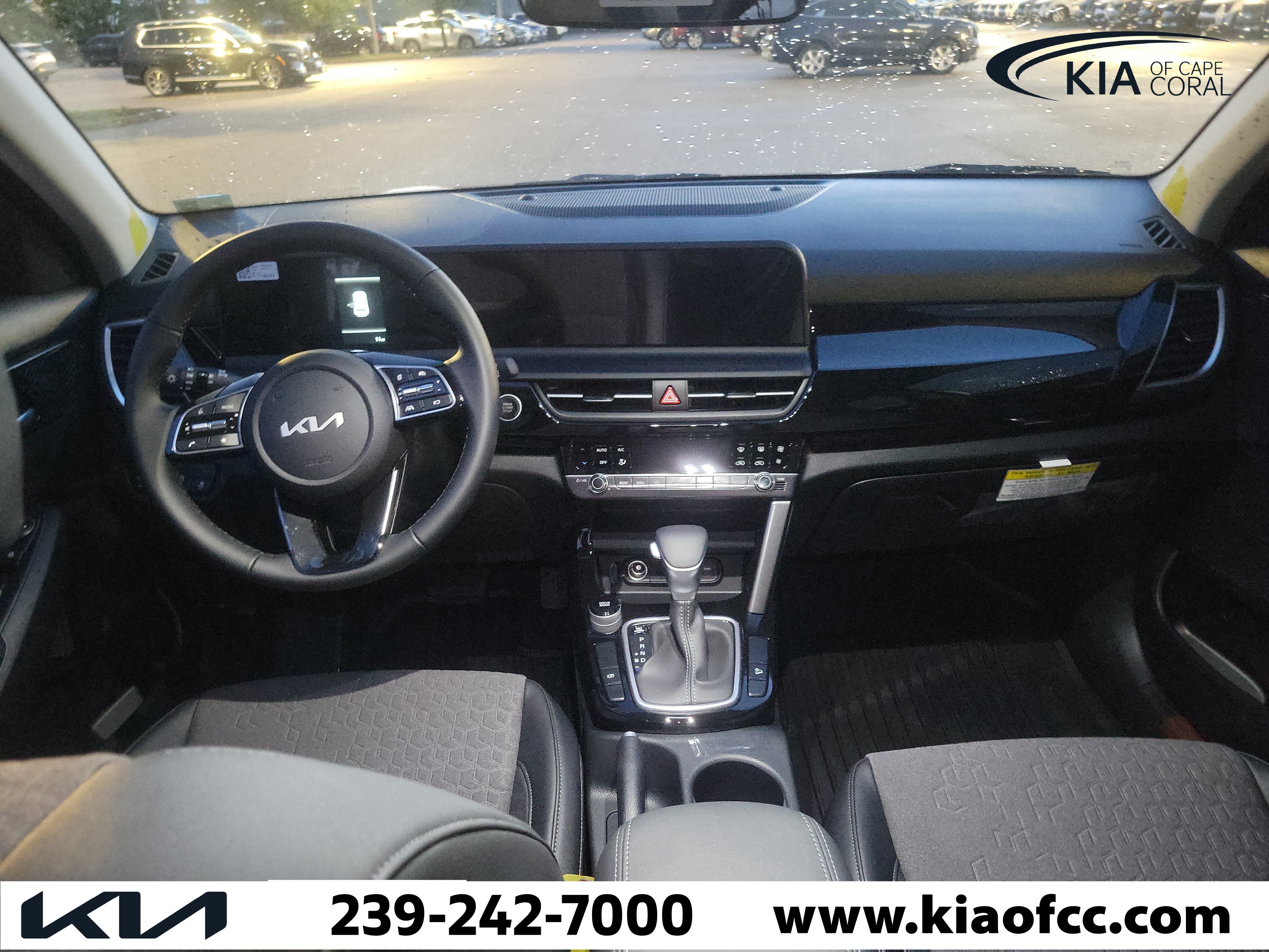 New 2026 Kia Seltos S FWD image 17