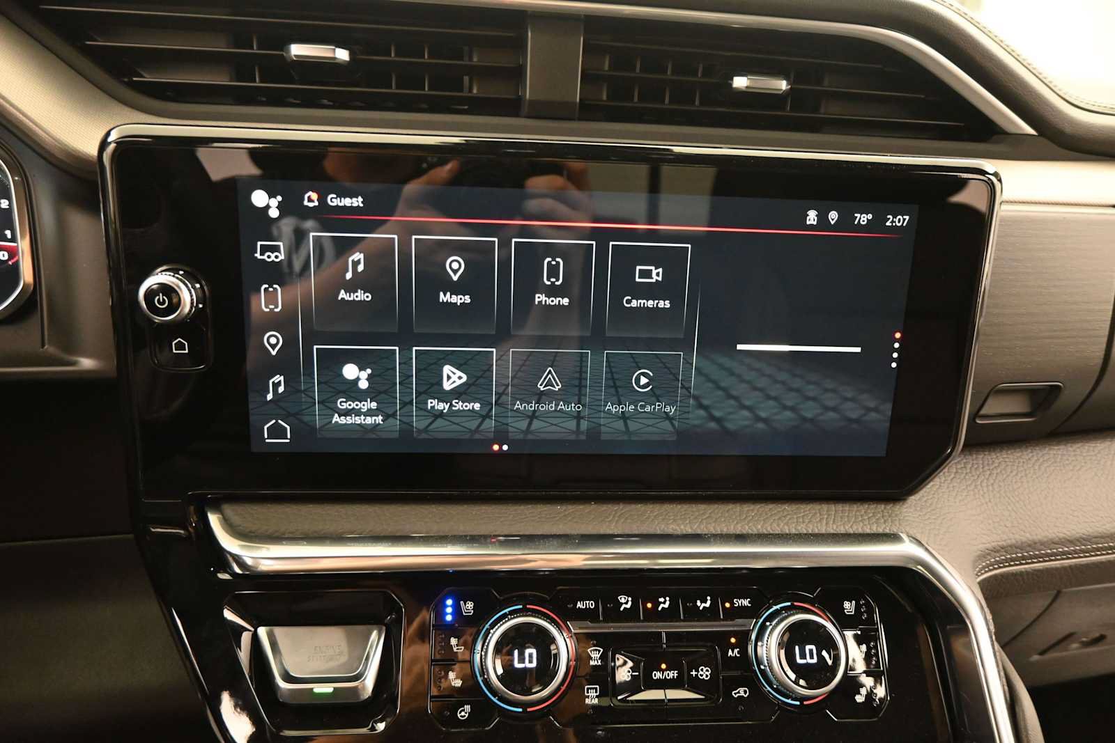 New 2026 GMC Sierra 1500 Denali AWD/4WD image 17