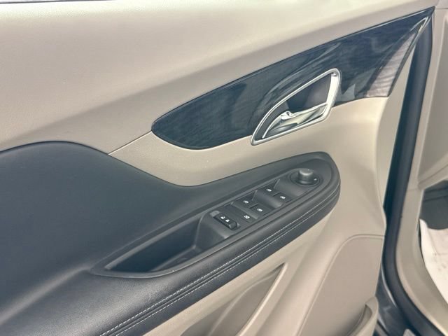 Used 2016 Buick Encore Convenience FWD image 11