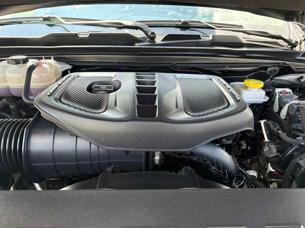Used 2025 RAM 1500 Tungsten AWD/4WD image 27