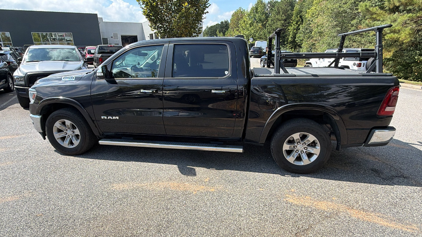 Used 2022 RAM 1500 Laramie RWD image 11