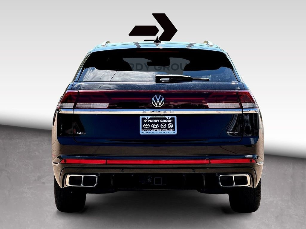 Used 2024 Volkswagen Atlas Cross Sport SEL R-Line AWD/4WD image 7