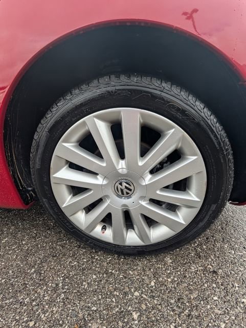 Used 2008 Volkswagen Beetle SE image 20