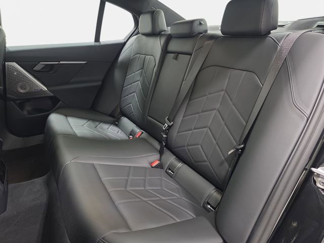 Certified 2026 BMW 550e xDrive AWD/4WD image 11