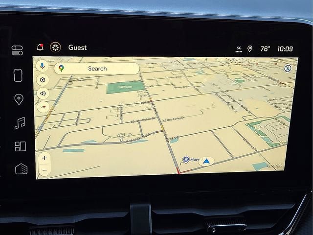 New 2026 Chevrolet Equinox RS w/ Safety and Technology Package FWD image 21