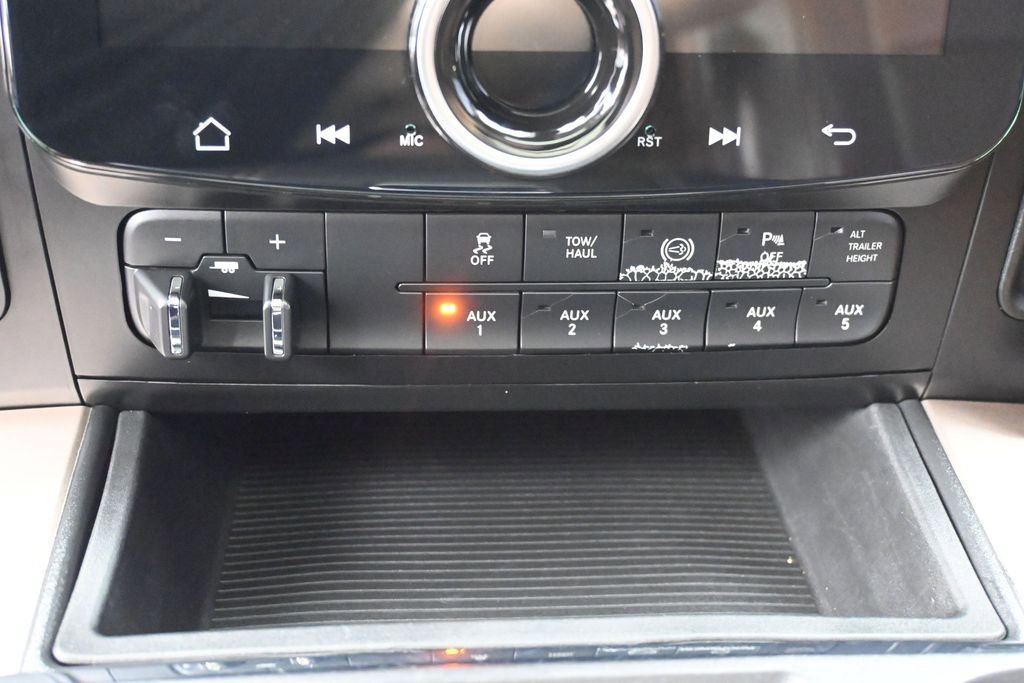 Used 2015 RAM 3500 Laramie Longhorn AWD/4WD image 19