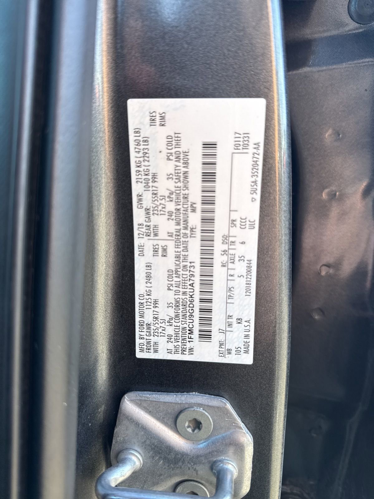 Used 2019 Ford Escape SE image 3