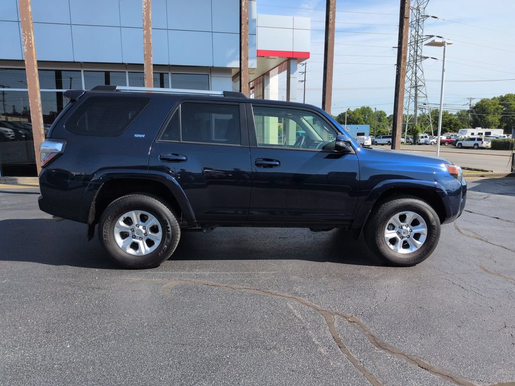 Certified 2024 Toyota 4Runner SR5 Premium w/ Moonroof Package AWD/4WD image 6