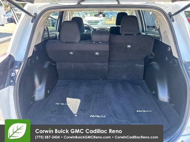Used 2018 Toyota RAV4 XLE w/ Plus Extra Value Package AWD/4WD image 29