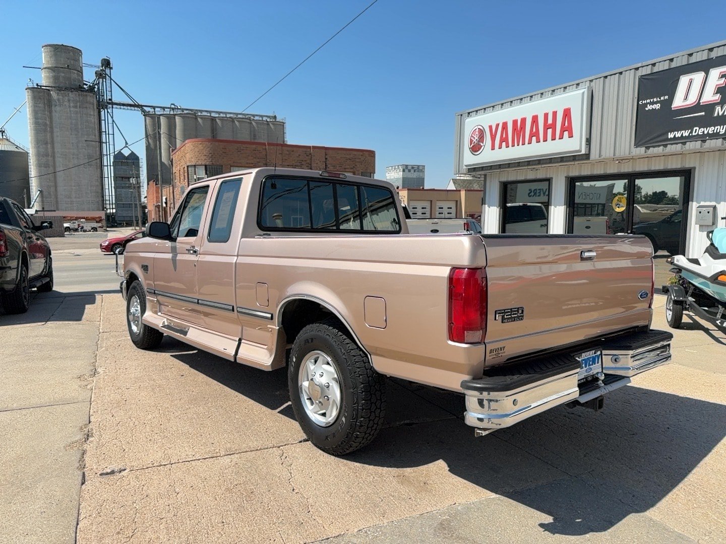 Used 1997 Ford F250 2WD SuperCab Heavy Duty image 10