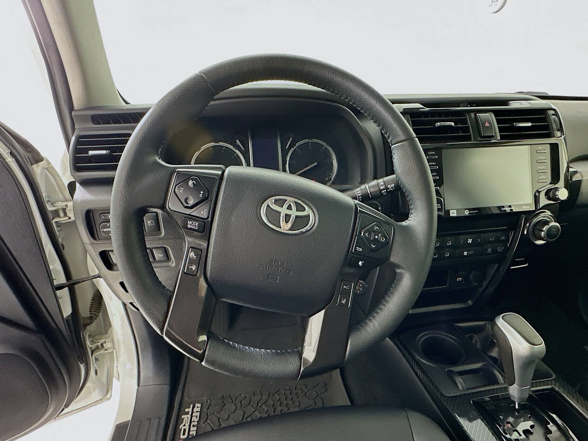 Used 2022 Toyota 4Runner TRD Pro AWD/4WD image 12