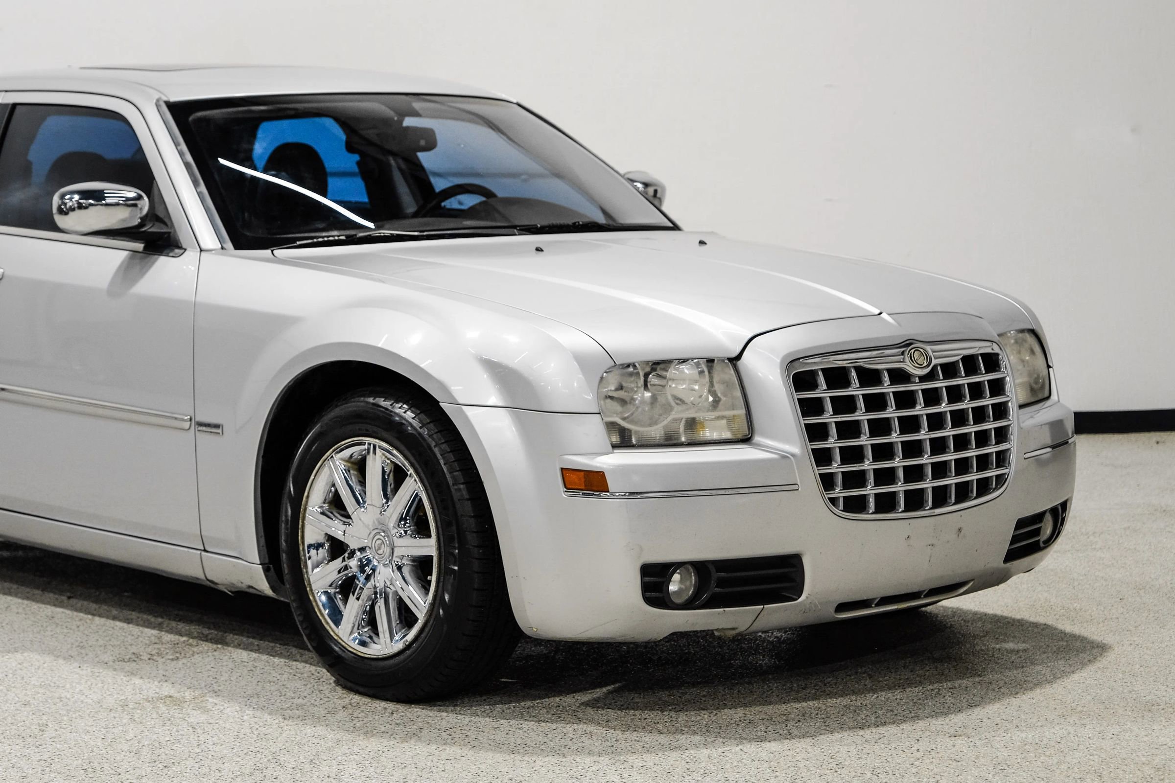 Used 2008 Chrysler 300 Touring image 12