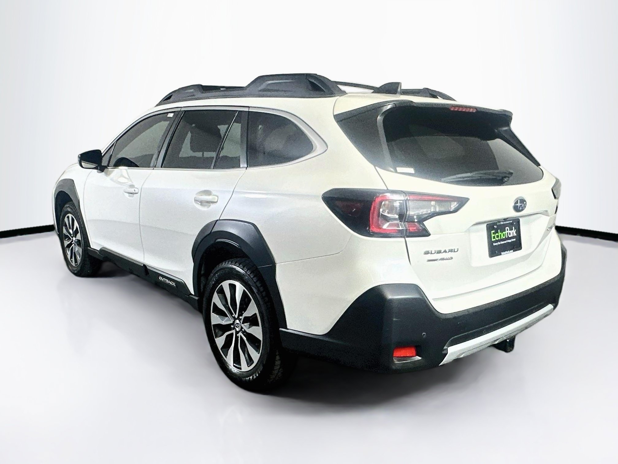 Used 2024 Subaru Outback Limited AWD/4WD image 5