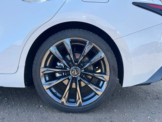 Used 2024 Lexus IS 350 F Sport w/ Navigation Package AWD/4WD image 13