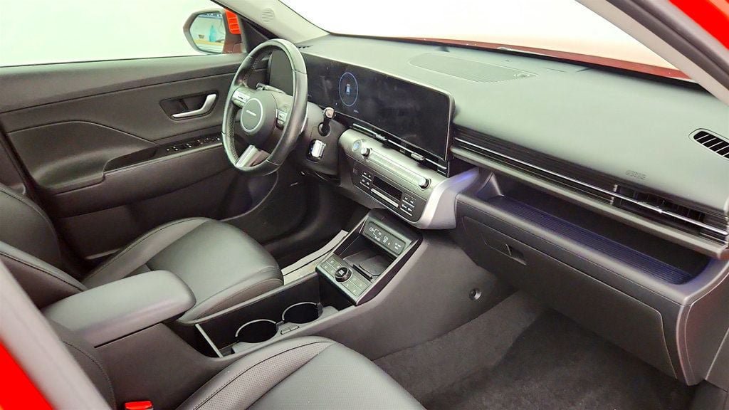Used 2024 Hyundai Kona Limited FWD image 25