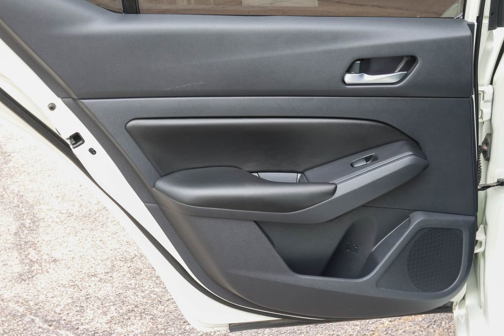 Used 2022 Nissan Altima 2.5 S image 11