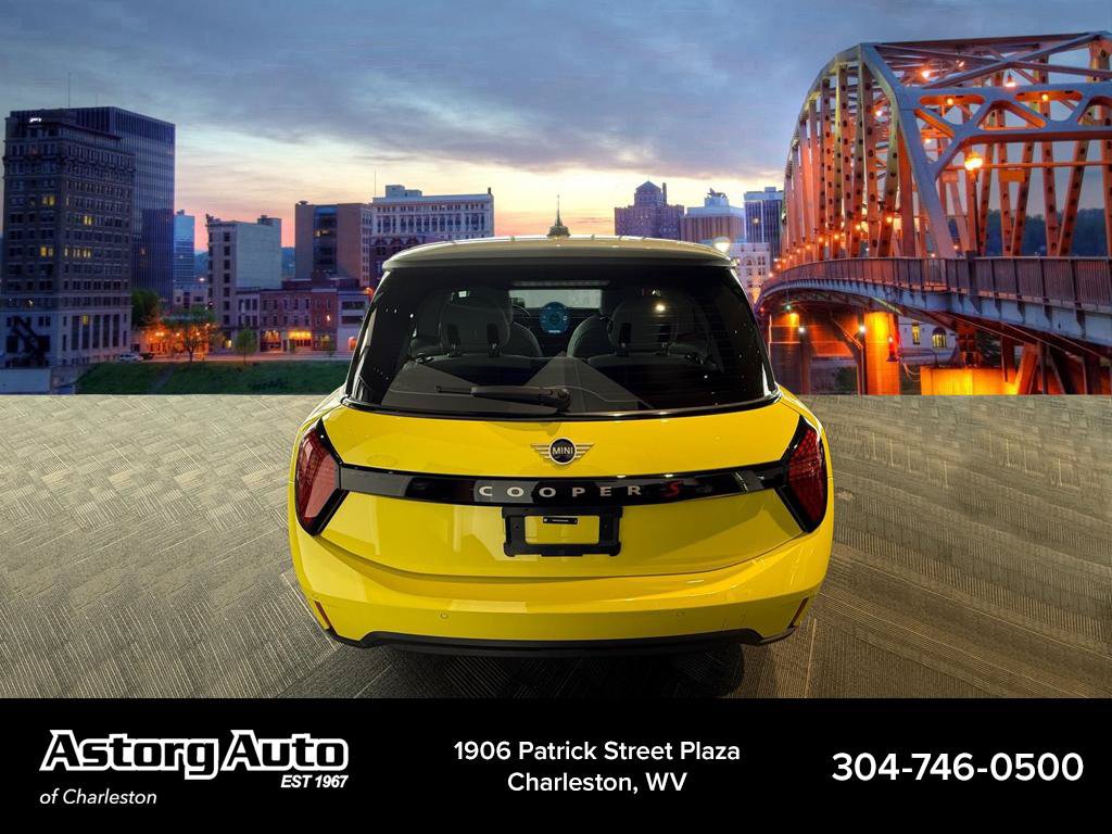 Used 2025 MINI Cooper S FWD image 4