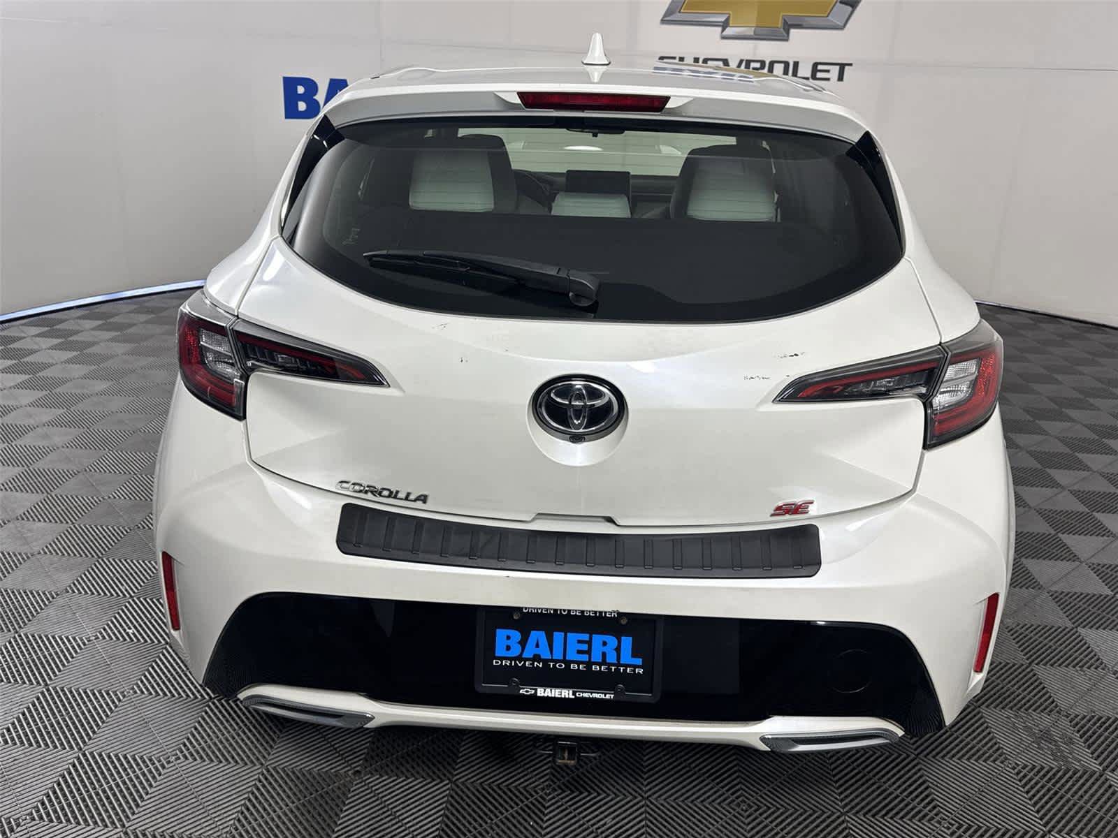 Used 2019 Toyota Corolla SE FWD image 4