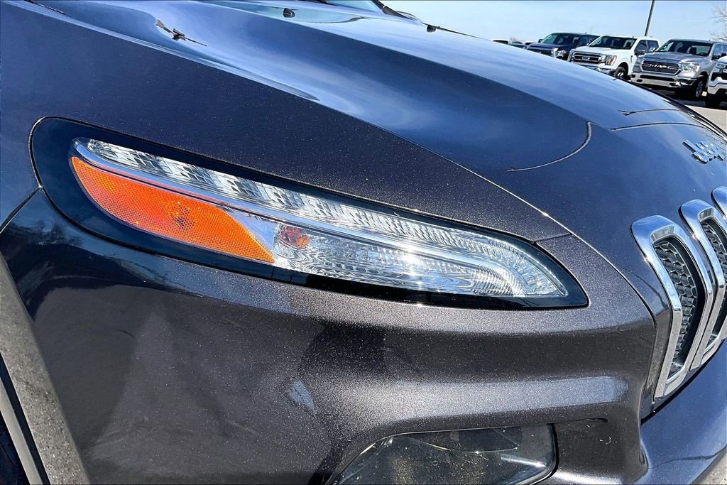 Used 2016 Jeep Cherokee Latitude image 39