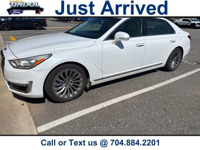 Used 2018 Genesis G90 5.0 Ultimate RWD image 1