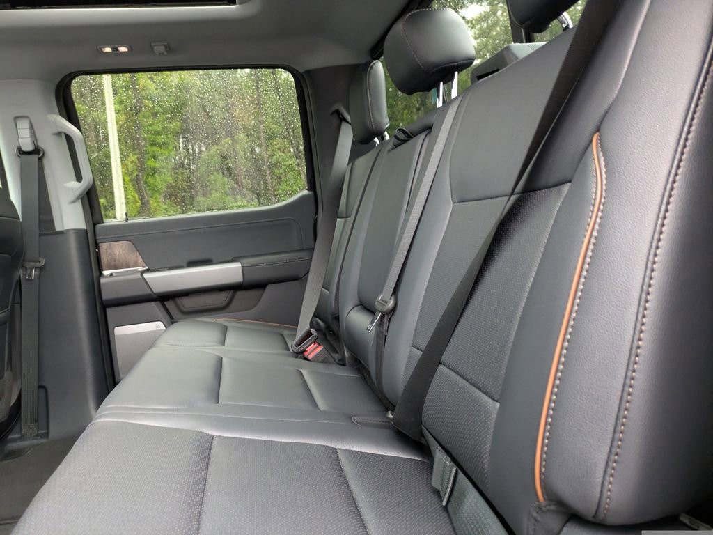 New 2026 Ford F250 Lariat w/ Lariat Ultimate Package image 15