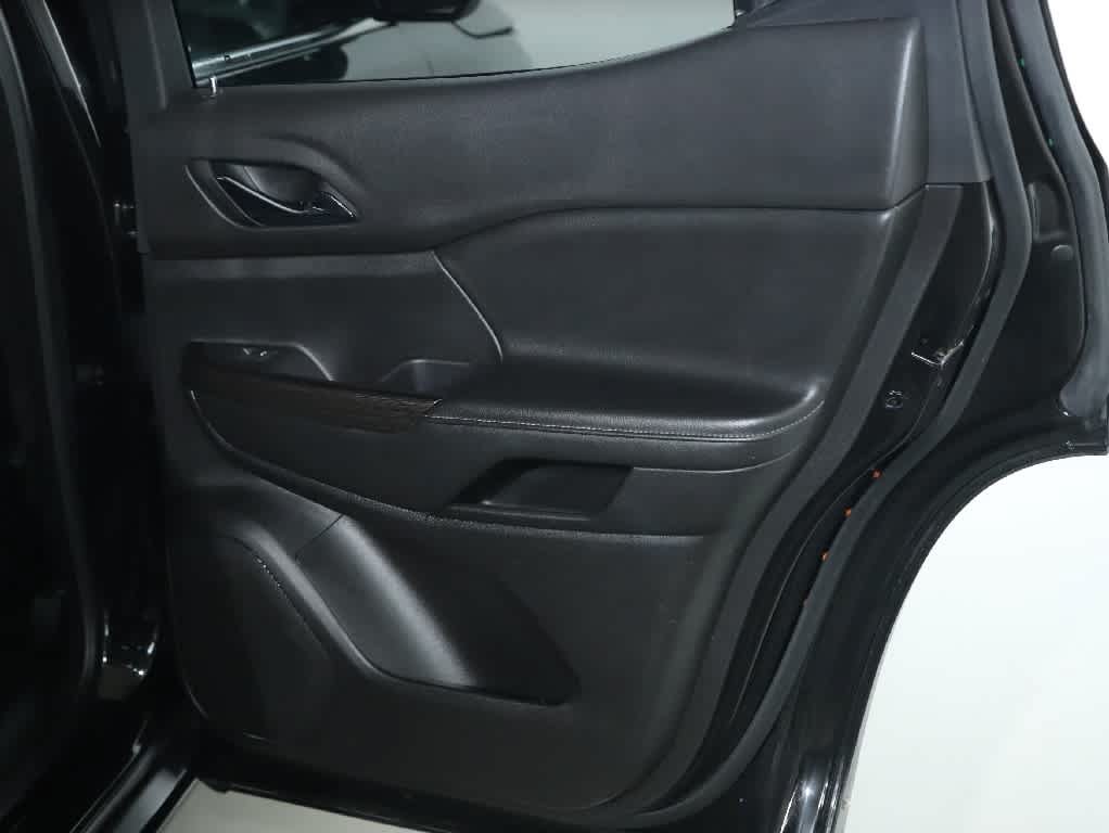 Used 2019 GMC Acadia SLT AWD/4WD image 36