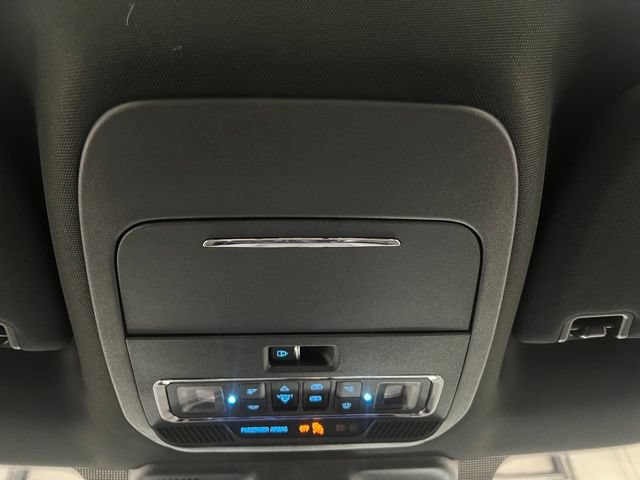 Used 2025 Ford F150 Lariat AWD/4WD image 40