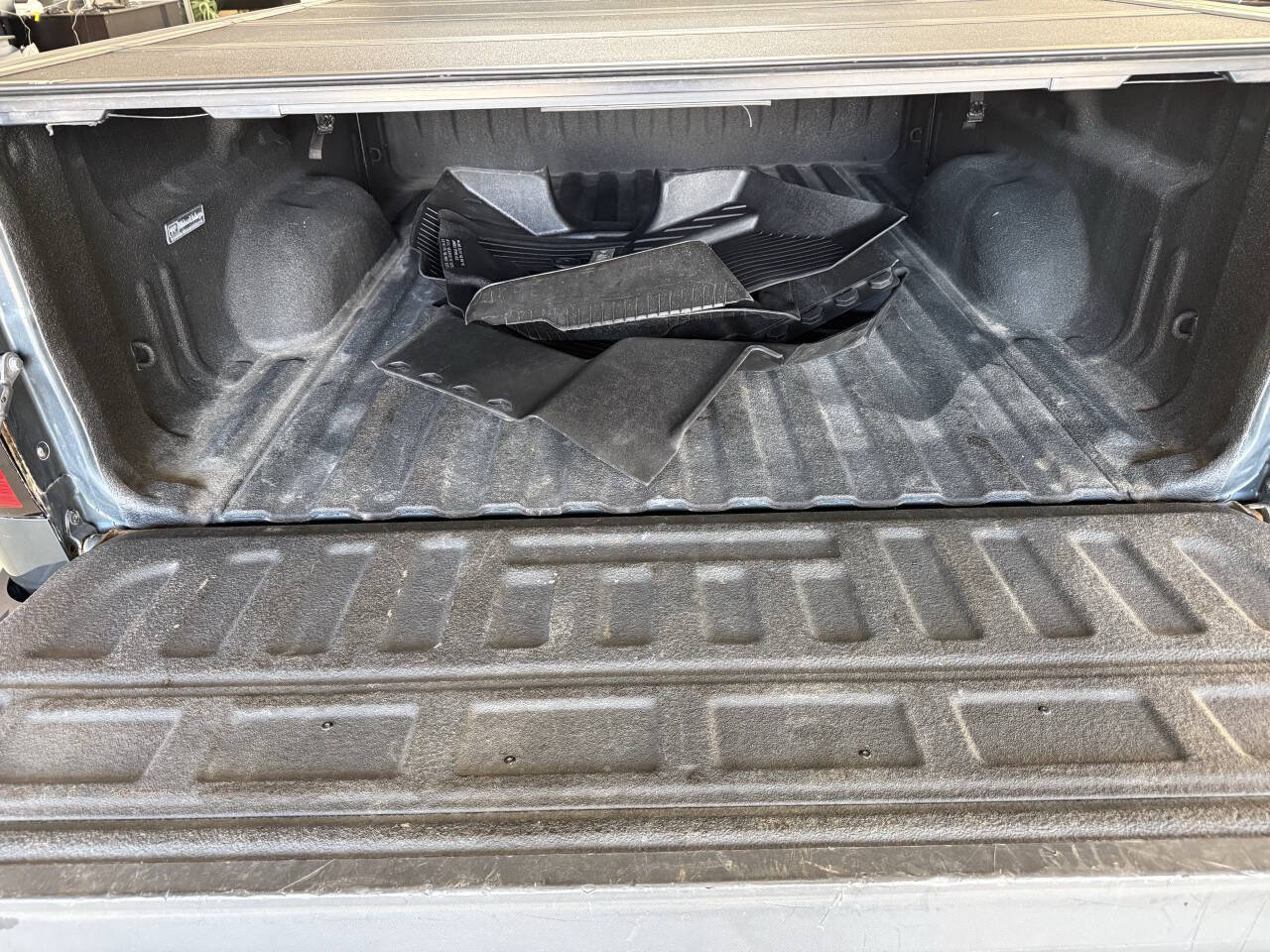 Used 2018 GMC Sierra 1500 SLE w/ SLE Value Package AWD/4WD image 9