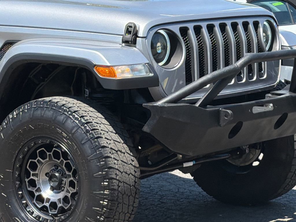 Used 2020 Jeep Wrangler Unlimited Sahara AWD/4WD image 5