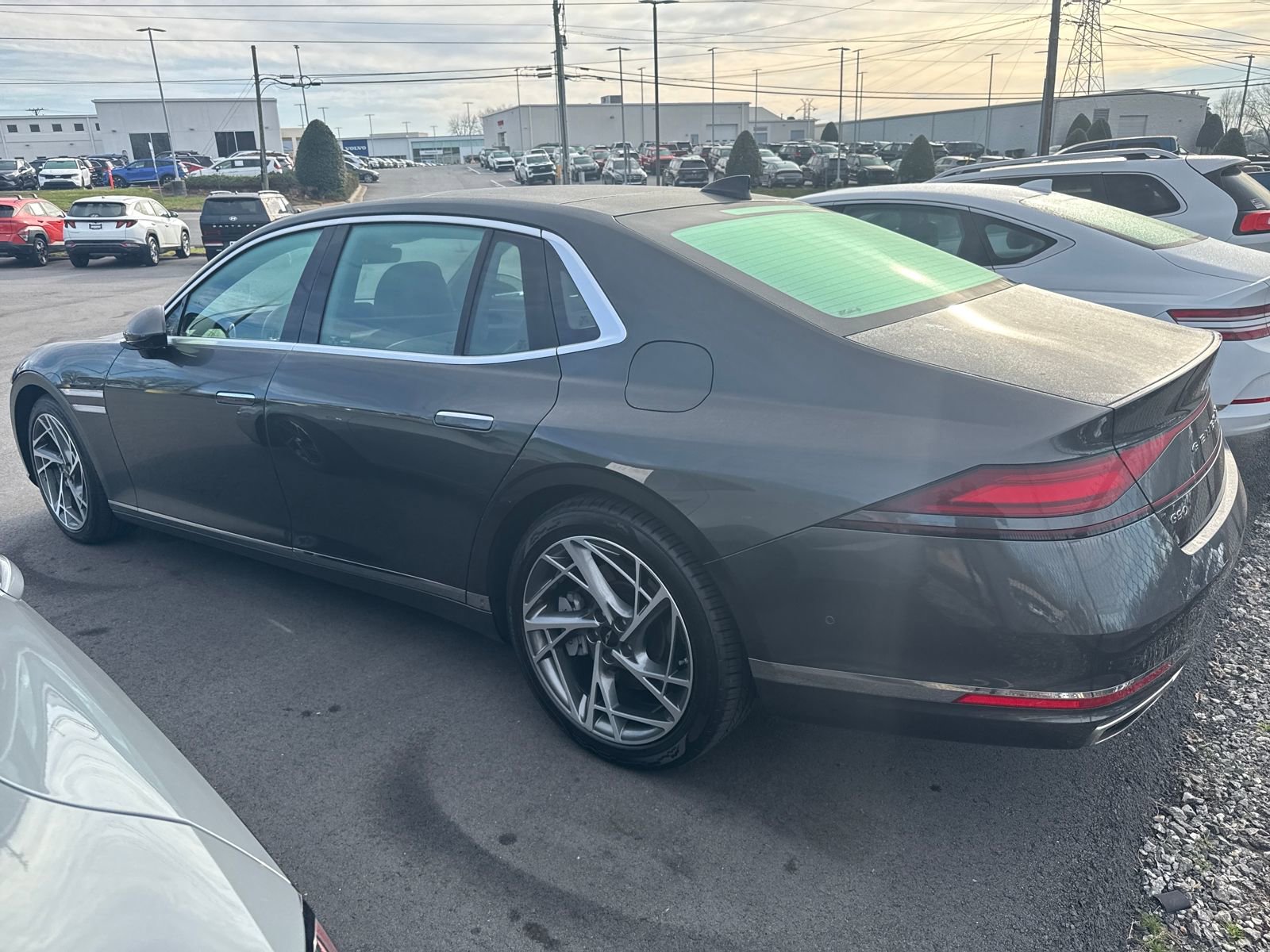 Used 2023 Genesis G90 3.5T image 9