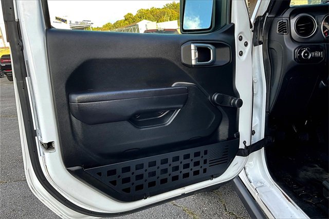 Used 2021 Jeep Wrangler Sport image 17