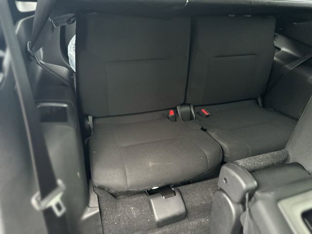 Used 2025 Mitsubishi Outlander ES FWD image 25