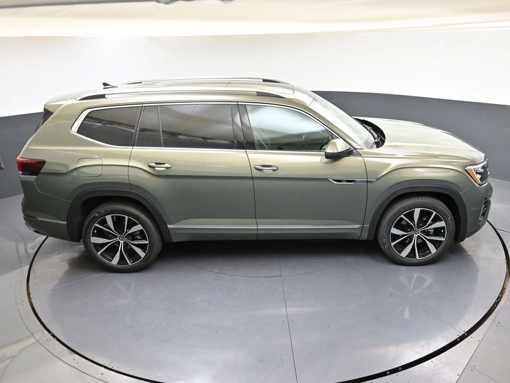 Used 2025 Volkswagen Atlas SEL Premium R-Line image 51