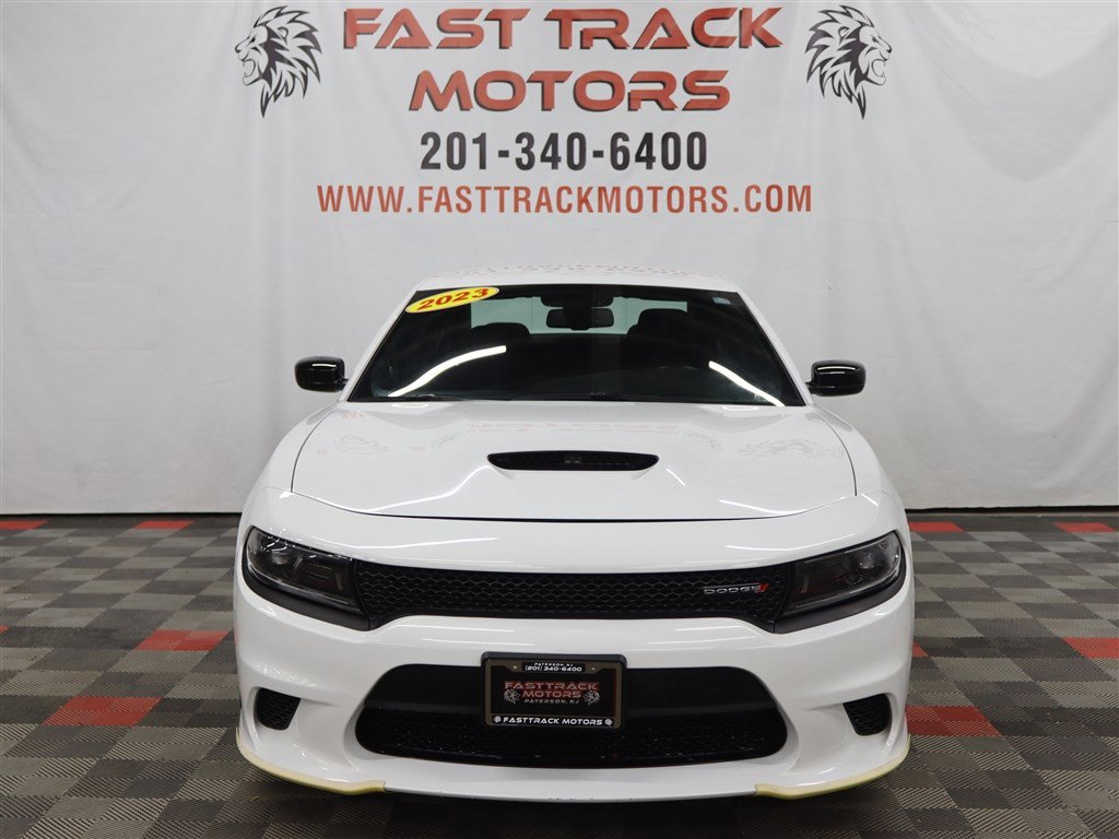 Used 2023 Dodge Charger GT image 2