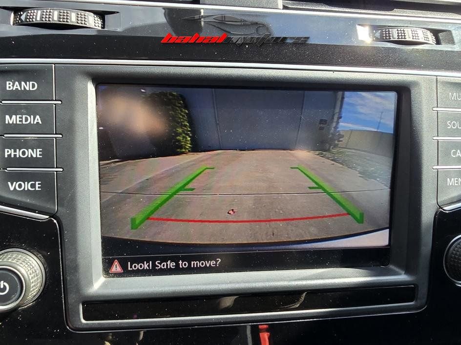 Used 2016 Volkswagen Golf 4-Door image 22