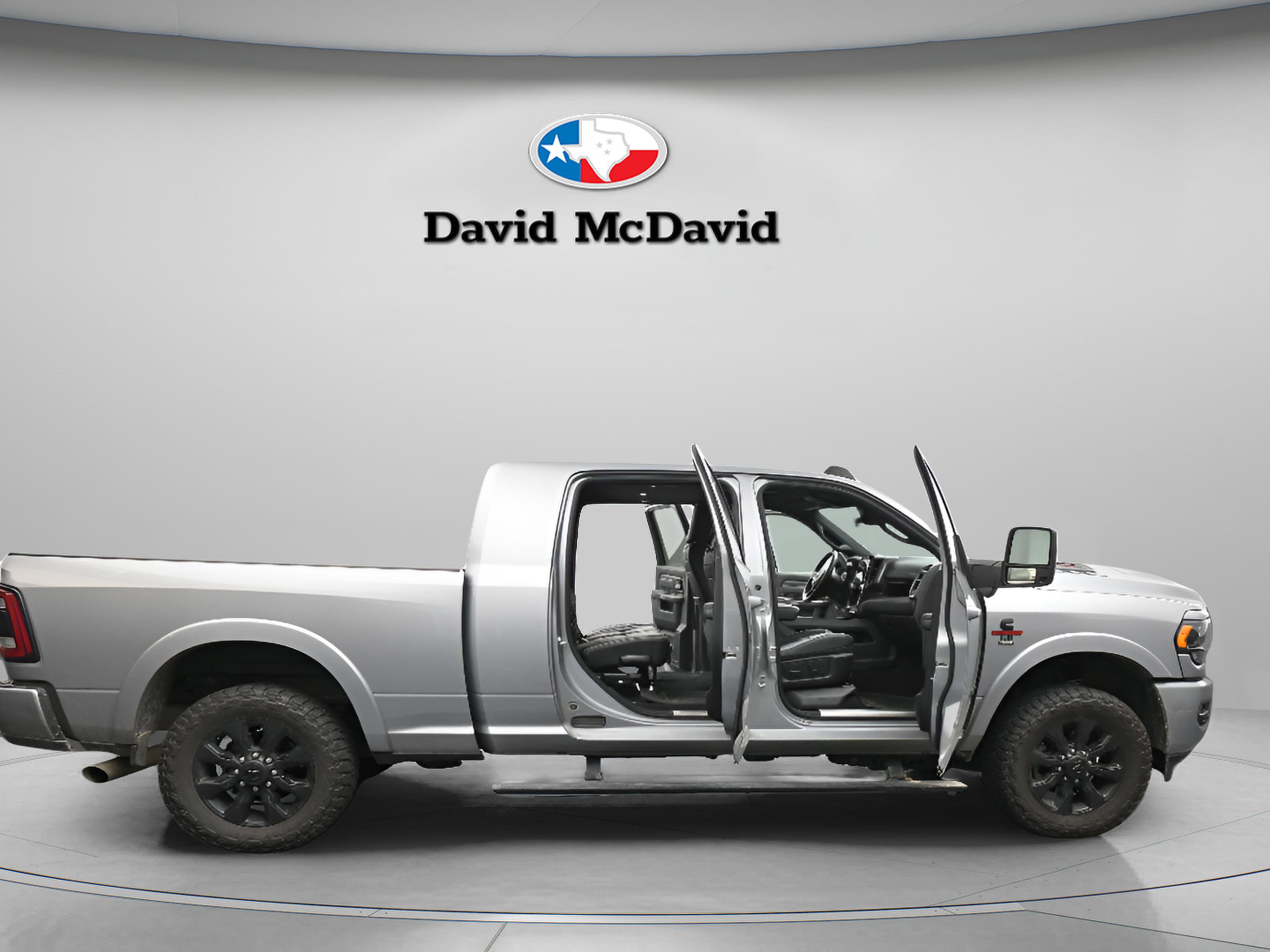 Used 2023 RAM 2500 Limited AWD/4WD image 43