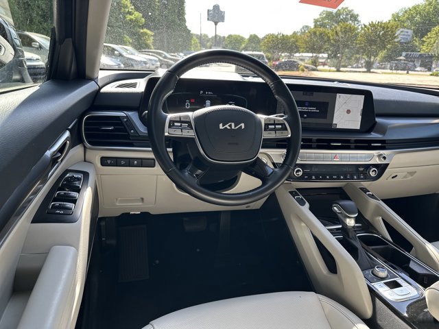 Certified 2024 Kia Telluride S w/ S Sunroof Package AWD/4WD image 28