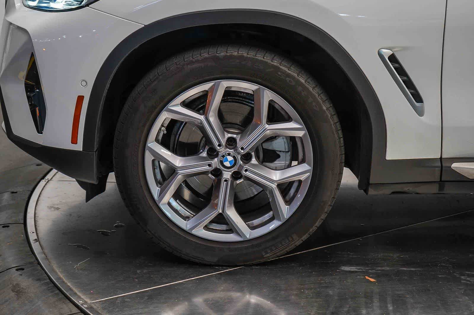 Used 2024 BMW X3 sDrive30i w/ Convenience Package RWD image 9
