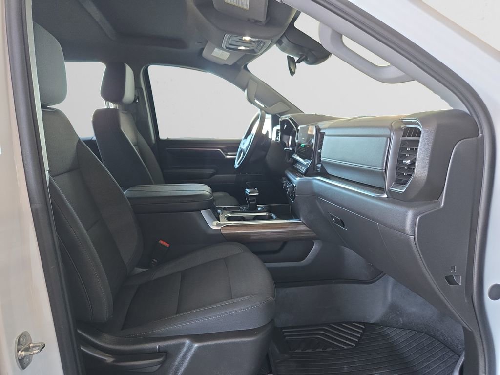 Used 2024 Chevrolet Silverado 1500 LT Trail Boss w/ Protection Package image 17