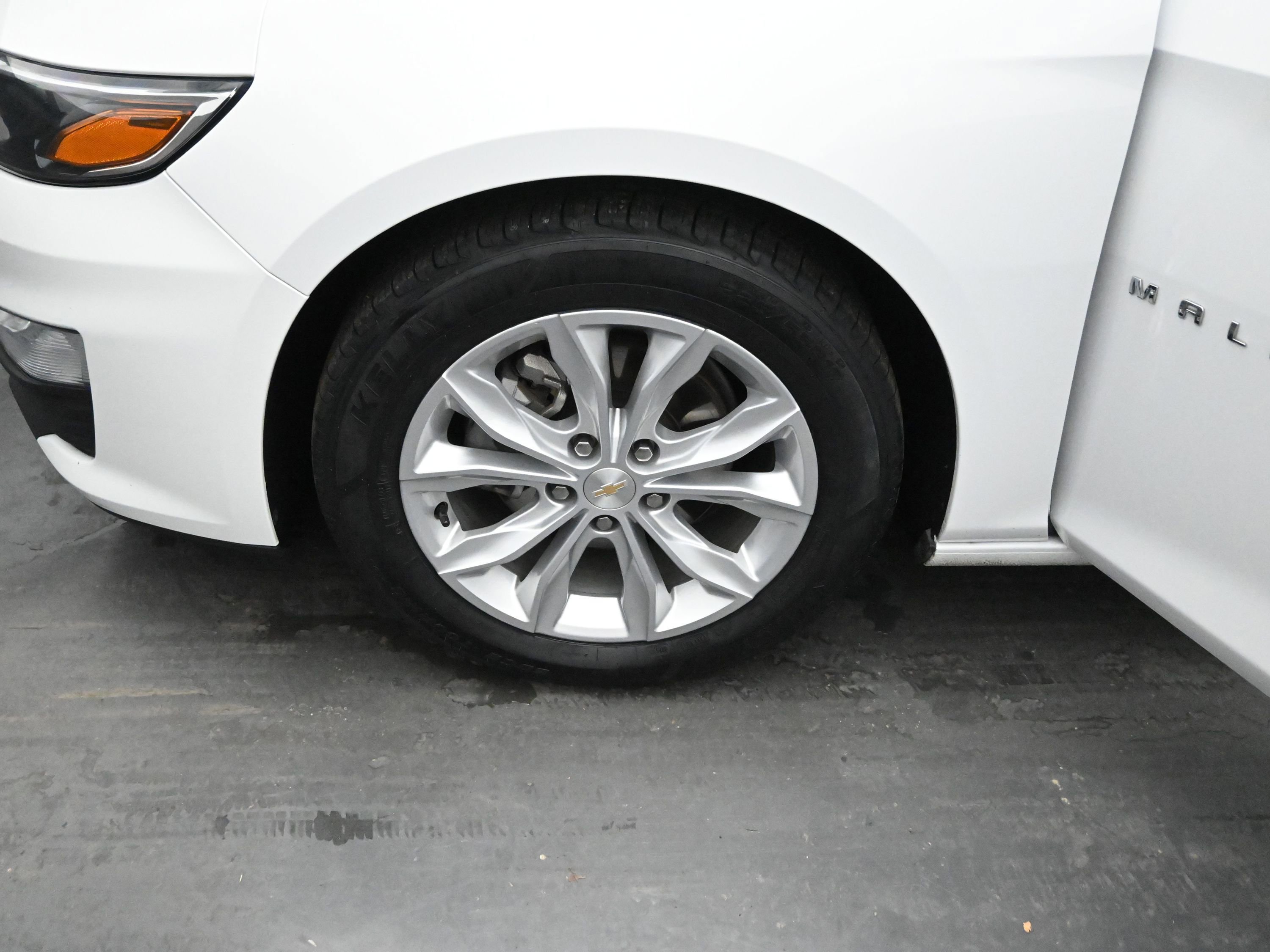 Used 2024 Chevrolet Malibu LT image 24