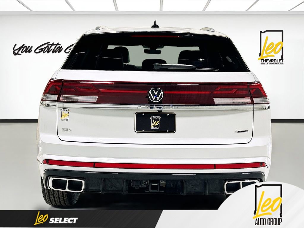 Used 2024 Volkswagen Atlas Cross Sport SEL Premium R-Line image 6