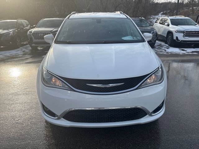 Used 2018 Chrysler Pacifica Touring-L w/ Tire & Wheel Group image 8