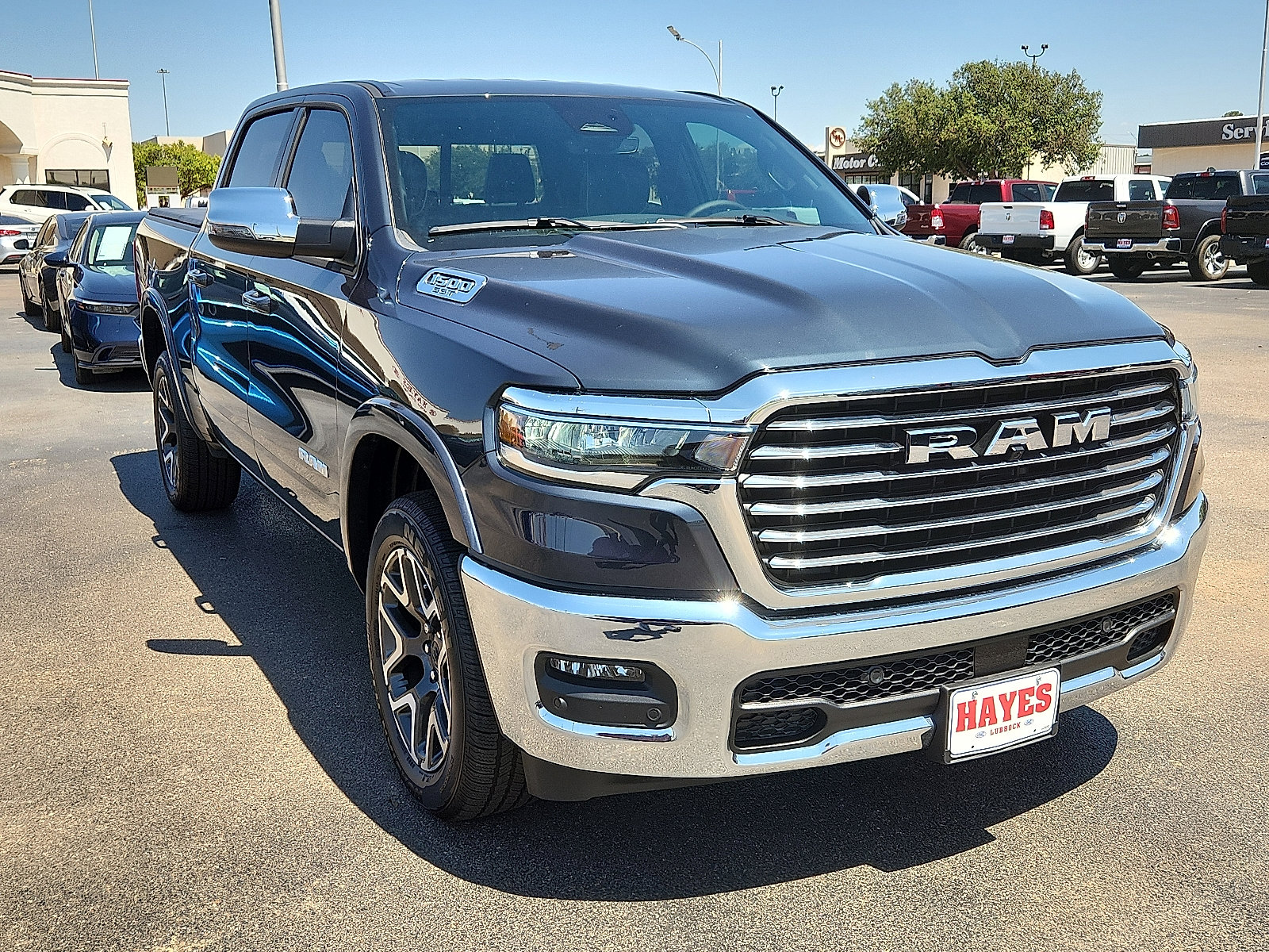 Used 2025 RAM 1500 Laramie image 5