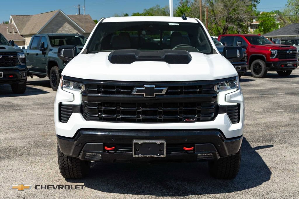 New 2026 Chevrolet Silverado 1500 LT Trail Boss w/ LT Trail Boss Premium Package AWD/4WD image 2