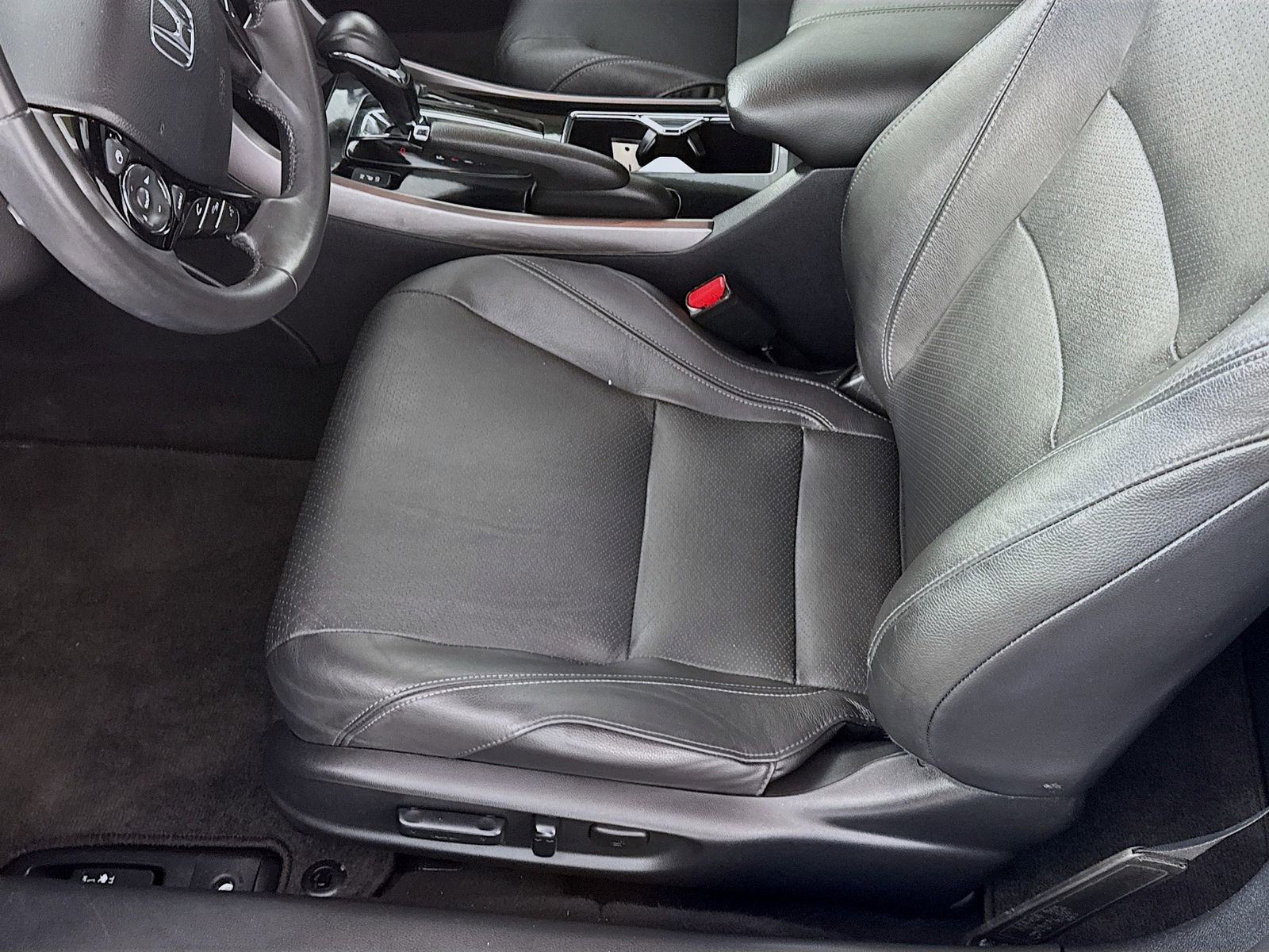 Used 2017 Honda Accord EX-L image 11